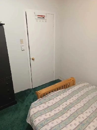 room for rent Image# 3