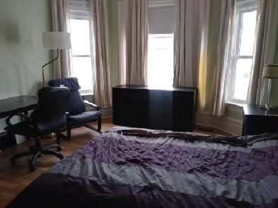 Very large room in Smiths Falls for ren immediately or Nov 1st. Image# 3