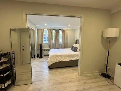 ONE BEDROOM APARTMENT CENTRAL LOCATION   PARKING Image# 1