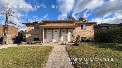 COZY 3 BEDROOM 1 BATH - WEST SANDWICH TOWN PLUS HYDRO & WATER! Image# 1