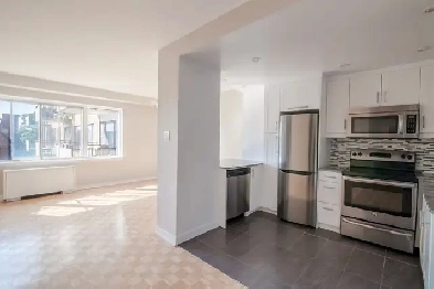 one-bedroom penthouse for November 1, Westmount - ID 3463 Image# 1