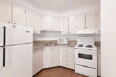 one-bedroom apartment in Downtown Montreal - ID 1462 Image# 1
