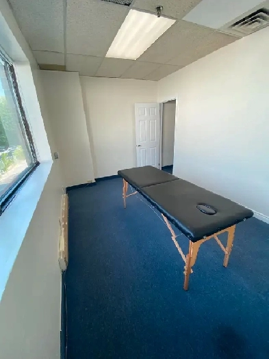 Extra large room for rent at Yonge/Steeles Acupuncture  Clinic Image# 1