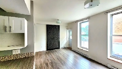 STOP 4½ -Longueuil !! Image# 2