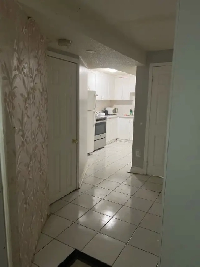 Basement for Rent! SHERDIAN Image# 1