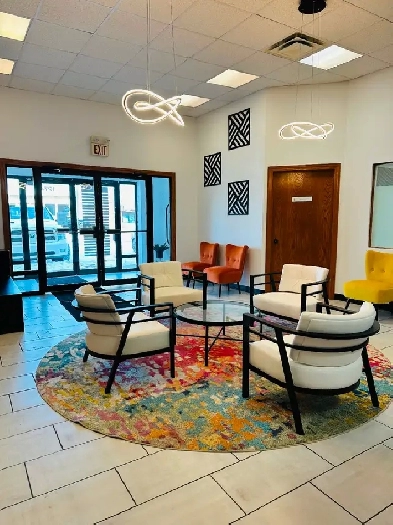 PRIME OFFICES FOR RENT!  OMEGA PLAZA OFFICE CENTER Image# 1