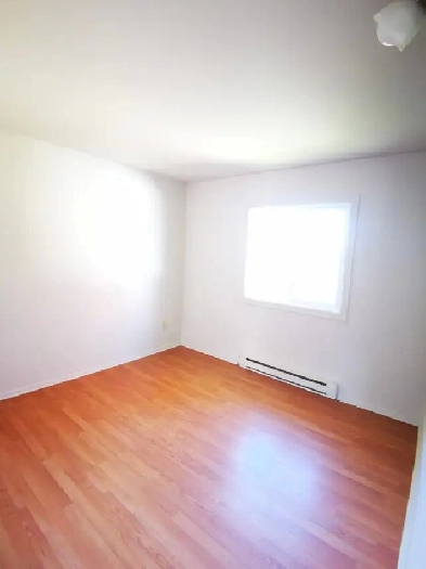 5 1/2 Appartment  402 B   rue  Surprenant Image# 2