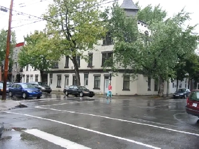 4 1/2 au village - 1er décembre 2025 Image# 1