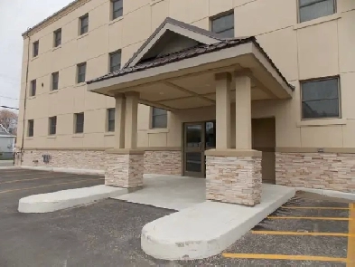 AVAILABLE JANUARY 2026 - ALL INCLUSIVE - TWO BEDROOM UNIT Image# 4