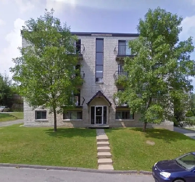 BEAU 4 ½  | CHAUFFAGE ET EAU CHAUDE | DISPONIBLE EN NOVEMBRE Image# 8