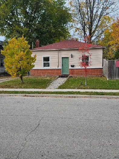 HOUSE AT APT. PRICE AVAIBLE NOVEMBER OR LATER Image# 1