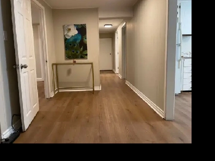 Very Large and Bright Private Bedroom for Rent Image# 1