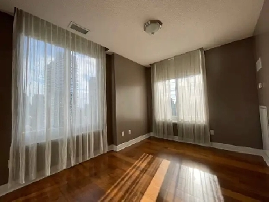 UPTOWN RESIDENCES: 2 Bedroom Corner Condo For Rent in Yorkville Image# 1