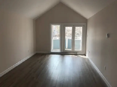 Two Bedroom, 2 Baths Apartment at Adriana Court Image# 6