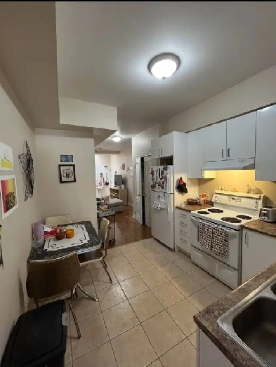 1 Bedroom 1 Bathroom Pape/Danforth Image# 1