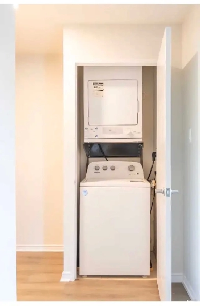 2Bed  2 bath apartment for sublease Image# 2