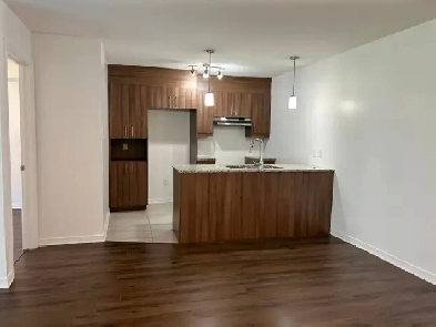 Magnifique condo 2 chambres proximité Plateau Gatineau Image# 5