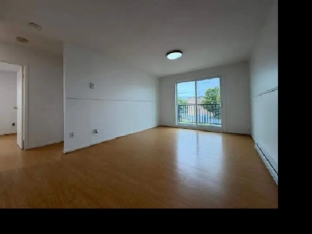 Apartment 5 1/2 available now - Longueuil - Perigny Street Image# 7