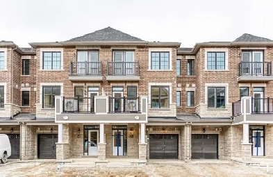 Brand New 3 Bedroom Townhome in South Barrie - For December 1st Image# 1