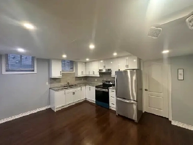 One bedroom (like brand new) basement apartment in Oakville Image# 1