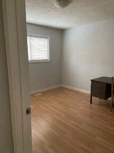 main floor room close to SAIT for female only Image# 6