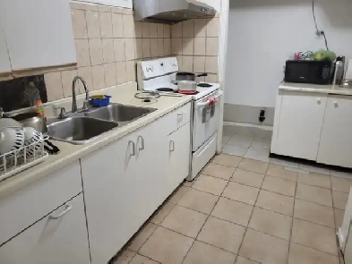 2 Room Basement for Rent in Scarborough Image# 1