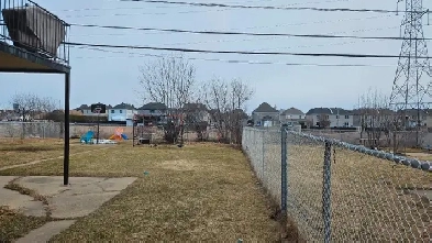 TRÈS TRÈS GRAND avec GARAGE 6 1/2 à louer à Vimont à Laval Image# 1