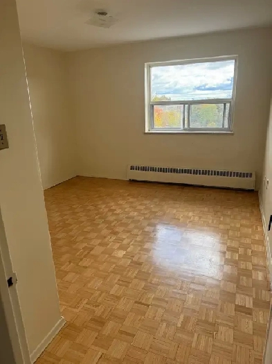 1 bedroom….Nov 1st Image# 1