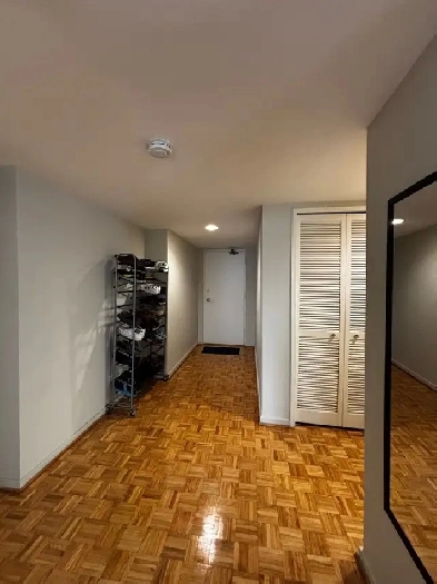 1 bedroom apartment for sublease including parking Image# 2