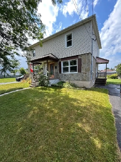 2 Bedroom Apt - Great Location - 1520 Aubin Avenue, Cornwall Image# 1