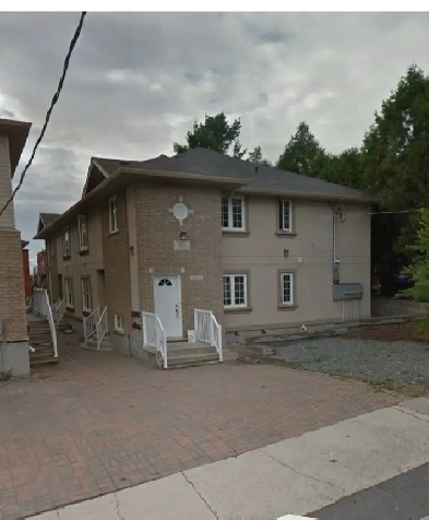 Beautiful basement one bedroom all included Image# 2