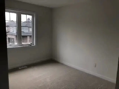 Room for Rent – Barrhaven (Strandherd / Greenbank area) Image# 11