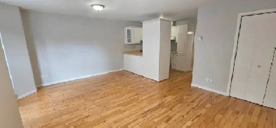 4 1/2, REZ DE CHAUSSÉE OU ÉTAGE, CENTRE-VILLE TROIS-RIVIÈRES Image# 8