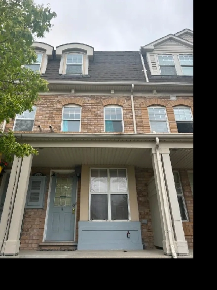 Really bright  & spacious  whole townhouse rent BEST DEAL! Image# 6