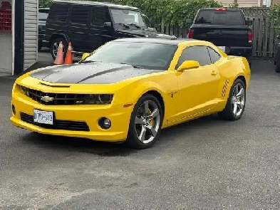 LOOKING TO RENT GARAGE SPACE FOR A FEW MONTHS Image# 1