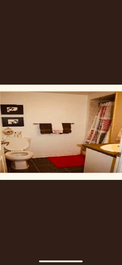 Room for Rent with Private Bathroom (Female Only) Image# 3