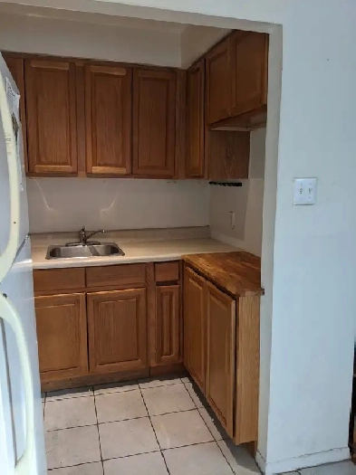 4 1/2 À LOUER - MARCHÉ CENTRAL – 1ER DÉCEMBRE Image# 9