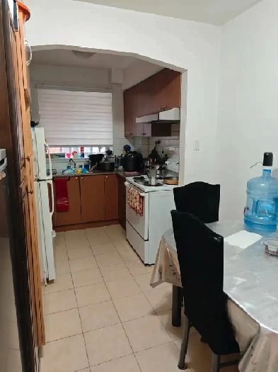 Large renovated 4 1/2 NDG (close Monkland Village) for December Image# 7