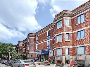 Renovated studio for rent on great part of Sherbrooke! Image# 10