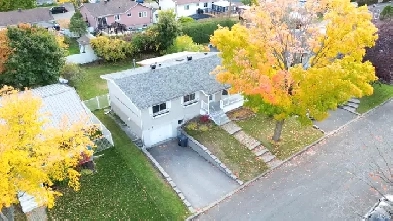 LARGE BUNGALOW IN CHATEAUGUAY  AVAILABLE NOW Image# 1