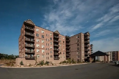 Two Bedroom Apartment at the Litchfield Image# 1