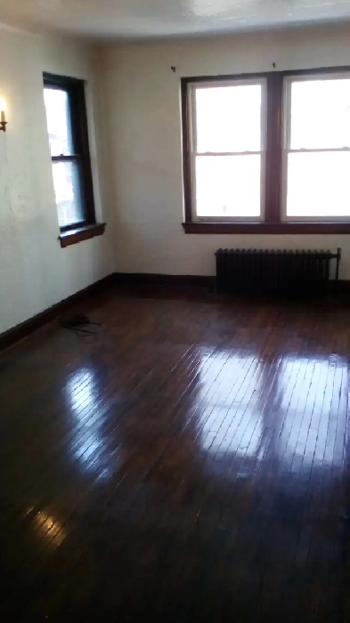 Large 1 bedroom apt. Jackson Park. Incl. Heat/Water. $1200 Image# 1