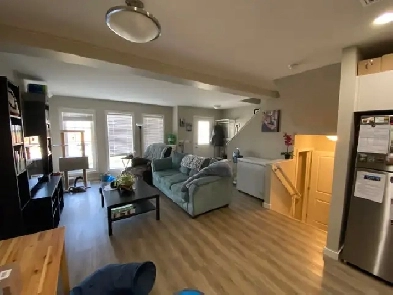 Lease Assignment Available – Townhouse in Prairie Point Image# 1