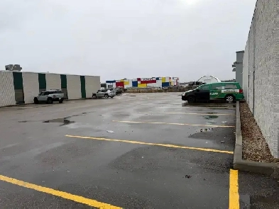 Office Space for Sublease – 2,722 SF (NW Edmonton) Image# 1