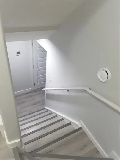 One Bedroom Legal Suite for Rent $1195 – ALL Utilities Included Image# 1