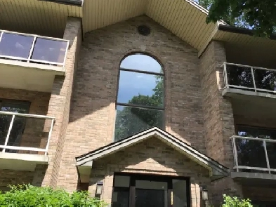 Beautiful 2bdrm unit 5min walk to UofW Image# 1
