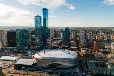 1 Bed   1 Bath Condo in The Legends, ICE District! Image# 1