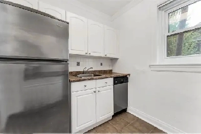 1-bedroom apartment, Ottawa, Sandy Hill - ID 4085 Image# 1