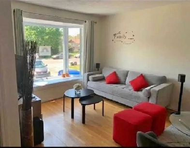 5,5 à Brossard : Lumineux rez de chaussé @5mn Dix30 Image# 1