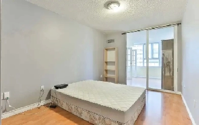 One Bedroom in a 3-bed Luxurious Condo in downtown Toronto Image# 1